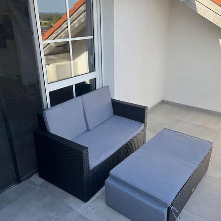 Kirchdorf Lounge - Komplette Moderne Ferienwohnung Mit Parkplatz Unteropfingen ภายนอก รูปภาพ